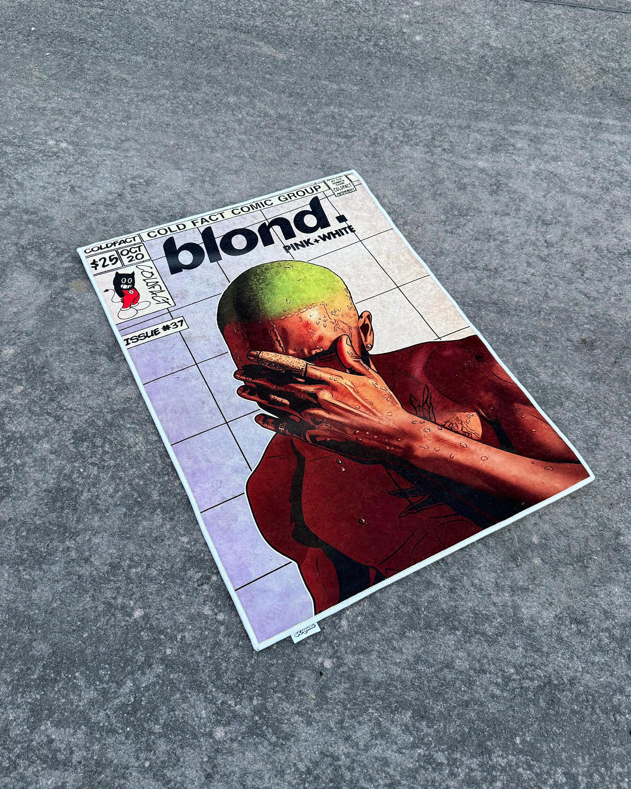 BLOND RUG